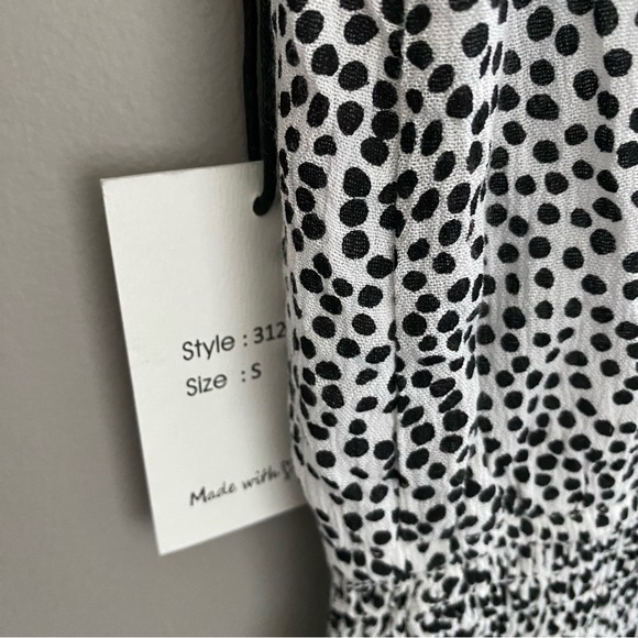 Japna, polkadot blouse - Picture 7 of 9